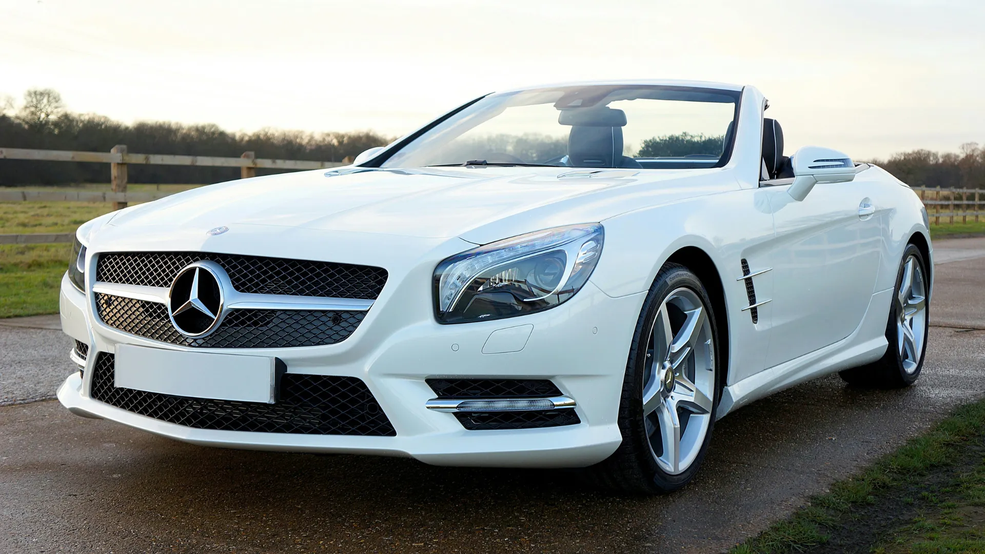 luxury car rental